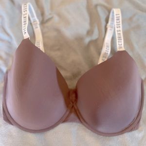 Victoria’s Secret lightly lined Demi